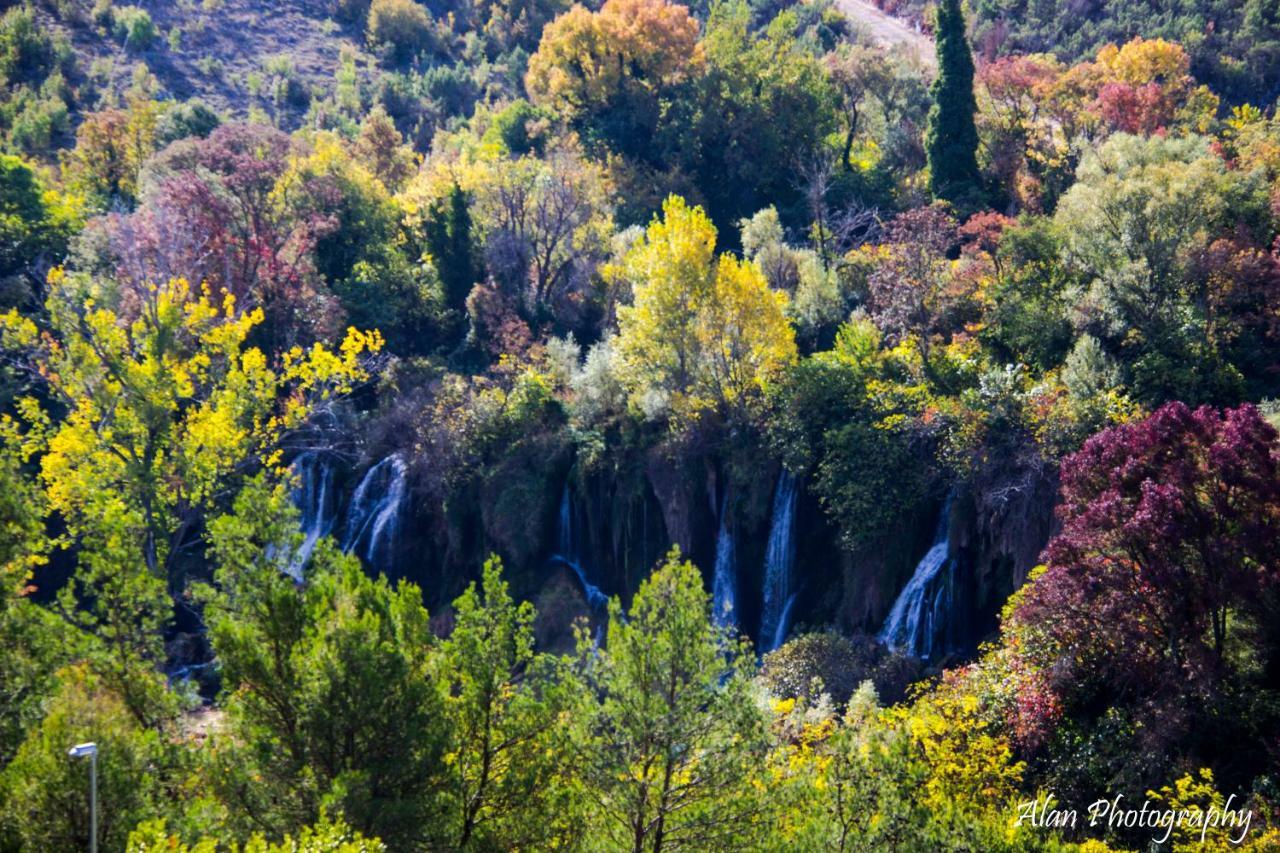 Skyline Apartments Mostar Bagian luar foto