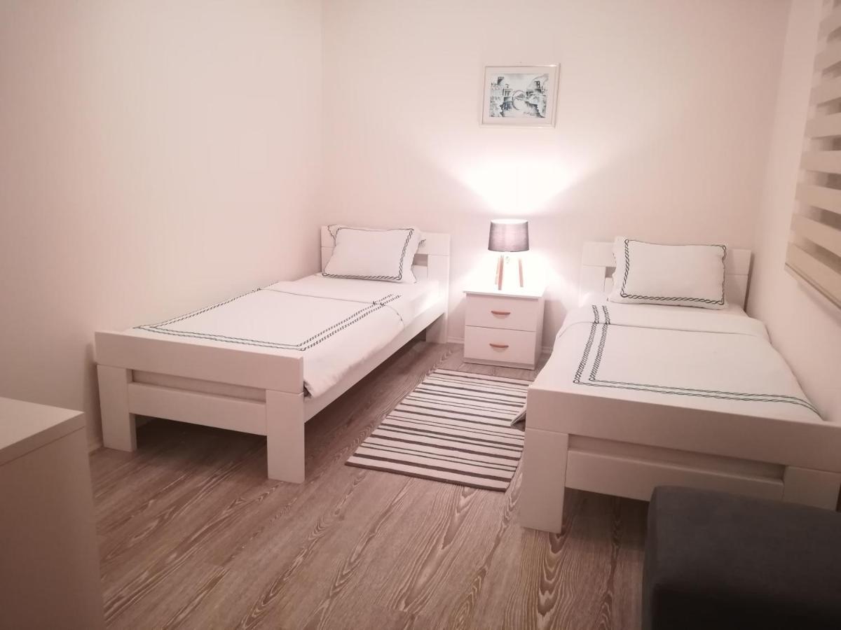 Skyline Apartments Mostar Bagian luar foto
